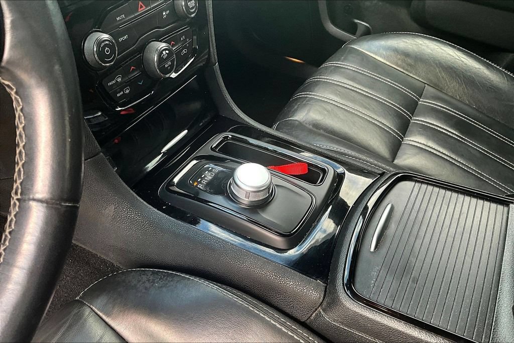 Used 2020 Chrysler 300 S AWD/4WD image 15
