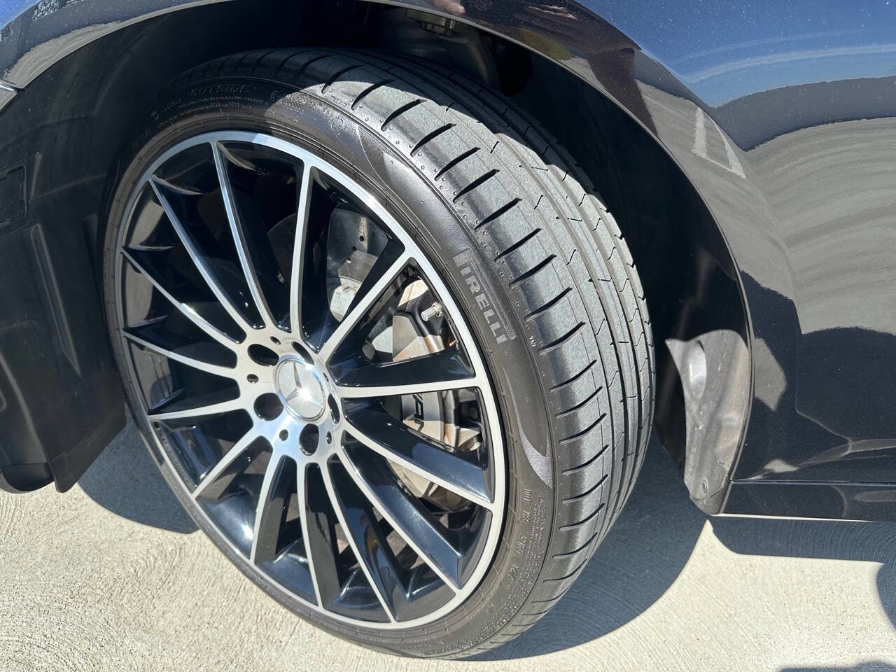 Used 2019 Mercedes-Benz E 53 AMG AMG E 53 AWD 4MATIC 4dr Sedan image 2