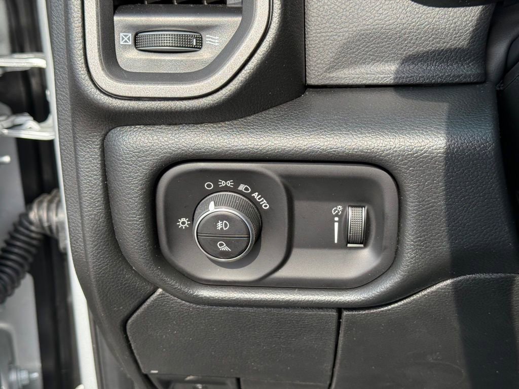 New 2026 RAM 2500 Tradesman AWD/4WD image 19