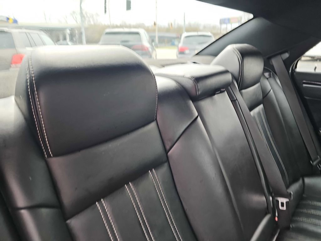 Used 2021 Chrysler 300 S image 47