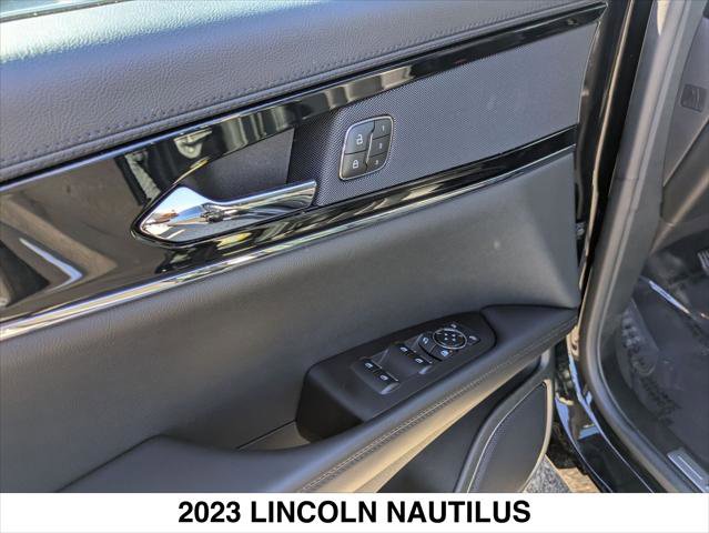 Certified 2023 Lincoln Nautilus AWD w/ Premium Package image 11