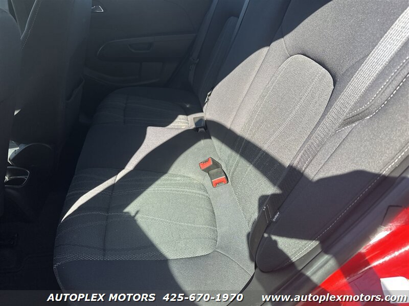 Used 2012 Chevrolet Sonic LT image 12