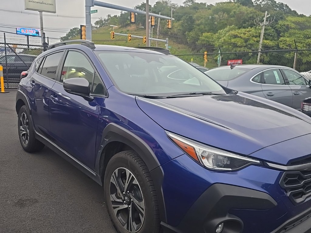 Used 2025 Subaru Crosstrek 2.5i Premium AWD/4WD image 2