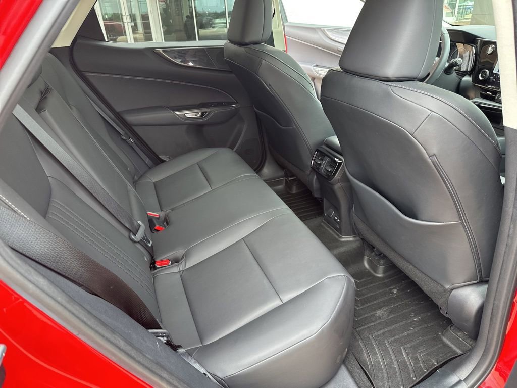 Used 2024 Lexus NX 250 FWD w/ Towing Package (2000 Lbs) image 19