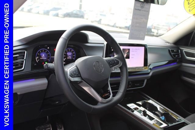 Used 2025 Volkswagen Atlas Peak Edition SE image 19