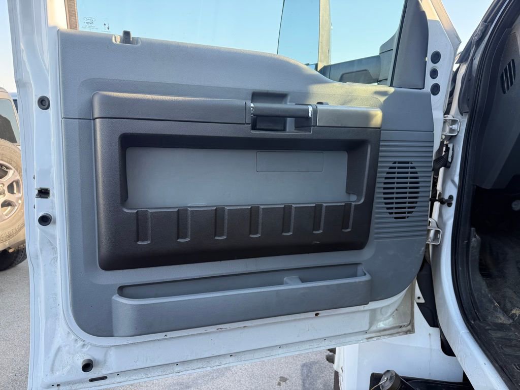 Used 2022 Ford F650 2WD Regular Cab Super Duty image 6