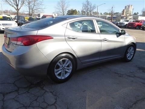 Used 2012 Hyundai Elantra Limited image 6