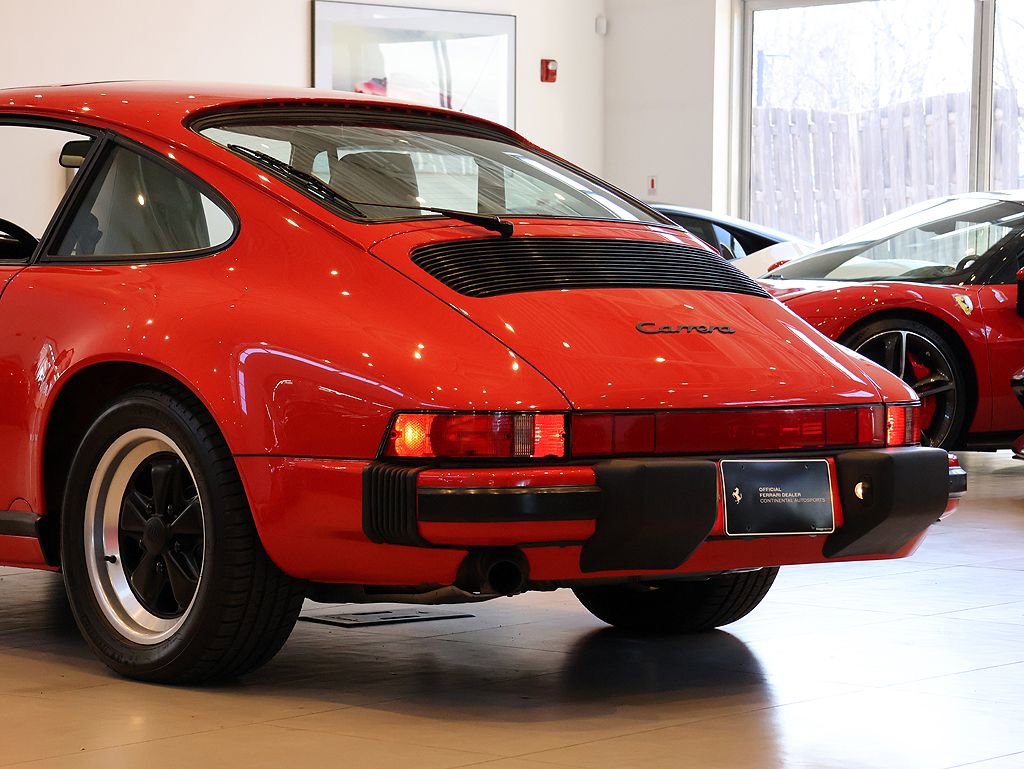 Used 1988 Porsche 911 Carrera RWD image 87