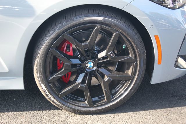 New 2026 BMW 330i xDrive Sedan w/ M Sport Package image 12