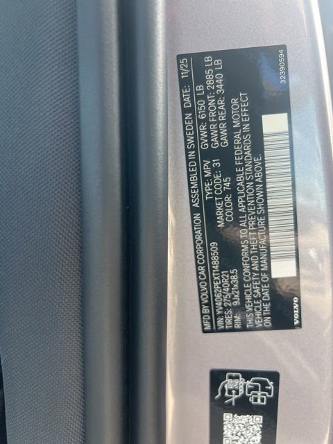 New 2026 Volvo XC90 B6 Plus w/ Protection Package Premier image 11