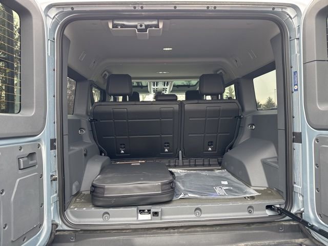 Used 2025 INEOS Grenadier image 30