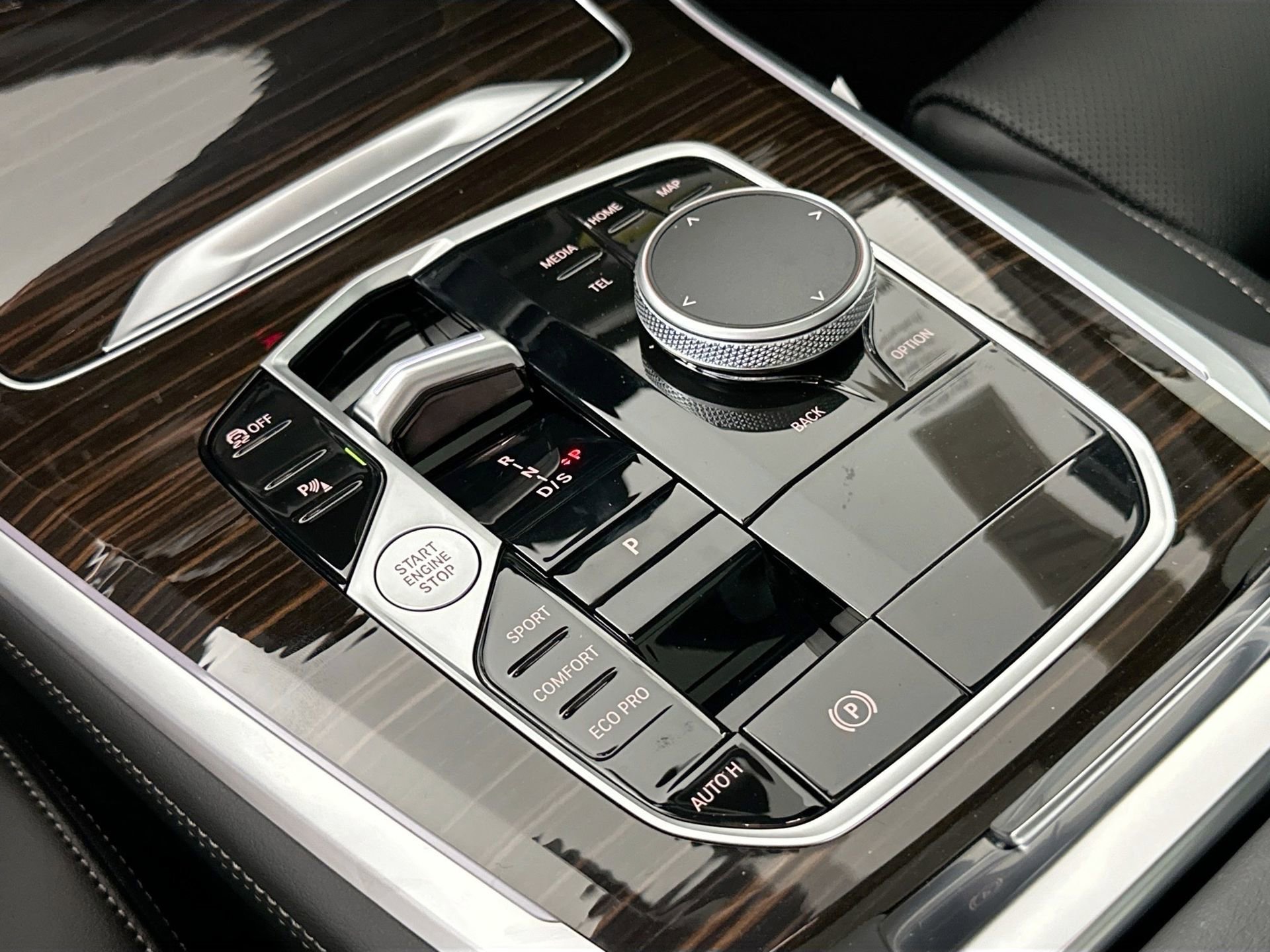 Certified 2026 BMW X5 sDrive40i w/ Premium Package image 9