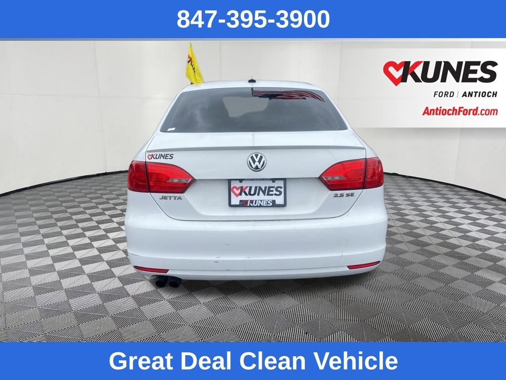 Used 2012 Volkswagen Jetta SE image 4