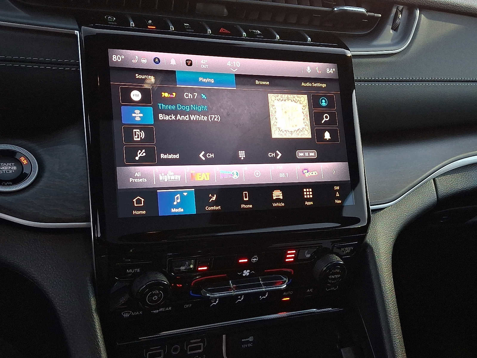 New 2025 Jeep Grand Cherokee Limited image 13