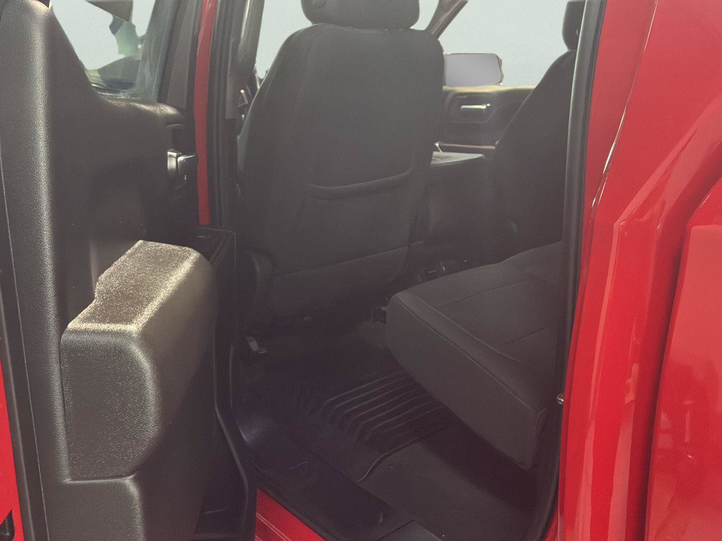 Used 2022 Chevrolet Silverado 1500 LT AWD/4WD image 10