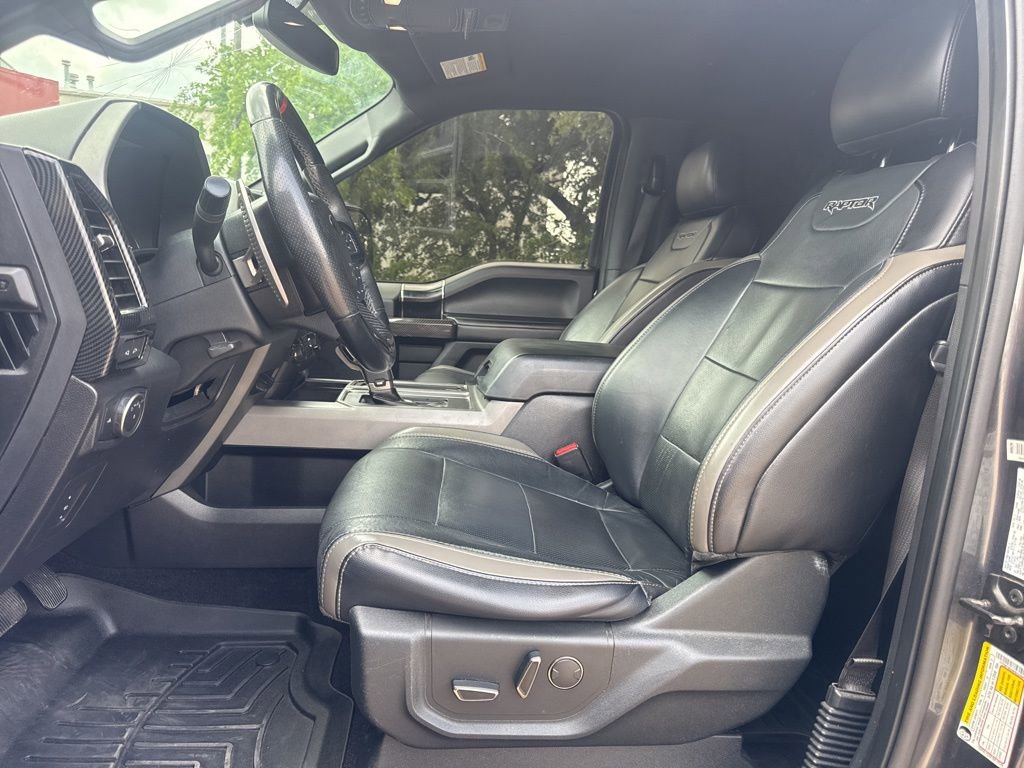 Used 2017 Ford F150 Raptor w/ Equipment Group 801A Mid image 12