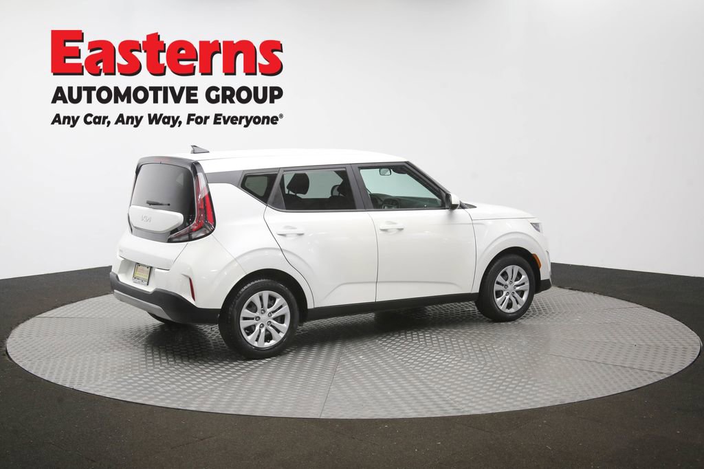 Used 2023 Kia Soul LX FWD image 41