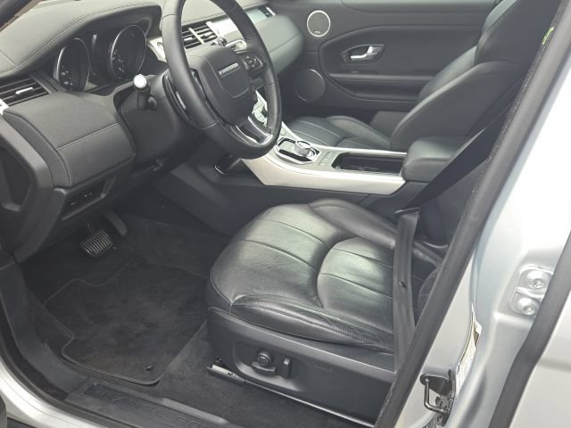 Used 2016 Land Rover Range Rover Evoque SE AWD/4WD image 12