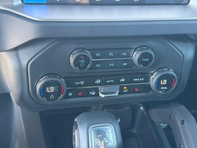 New 2026 Ford Bronco Outer Banks w/ Sasquatch Package AWD/4WD image 32