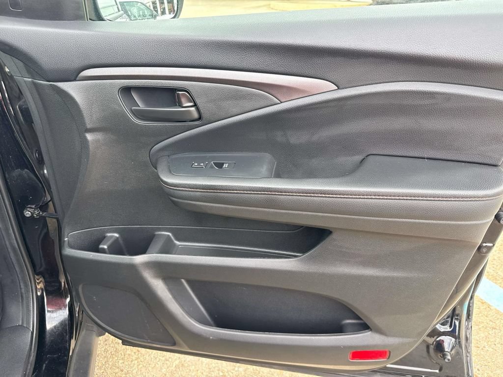 Used 2022 Honda Passport TrailSport image 18