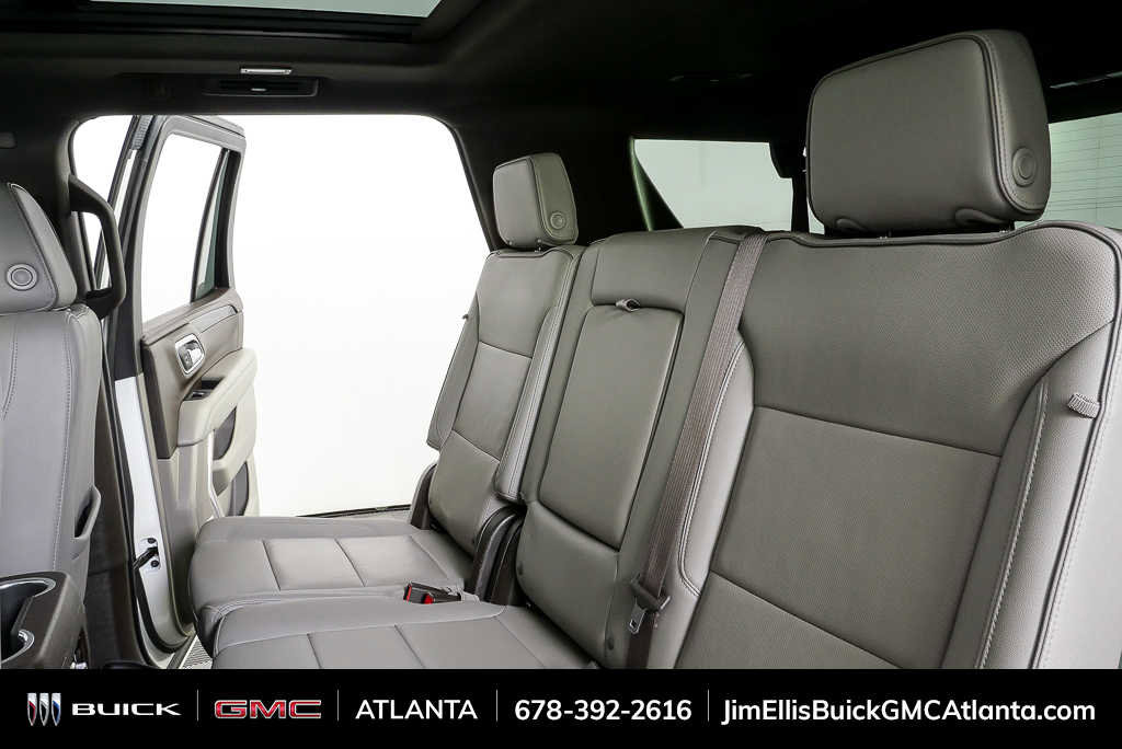 Used 2023 GMC Yukon SLT image 20
