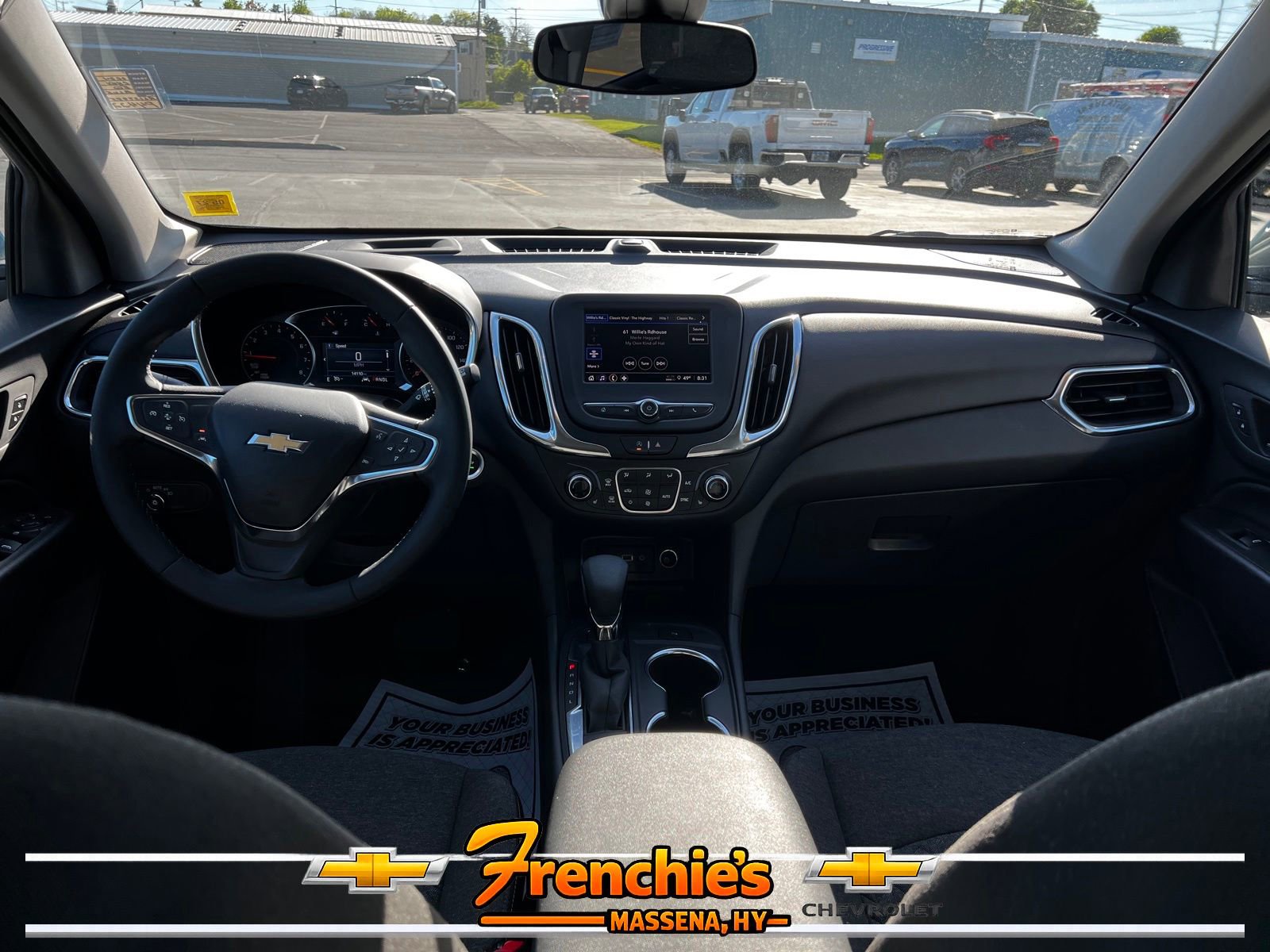 Used 2024 Chevrolet Equinox LT AWD/4WD image 10