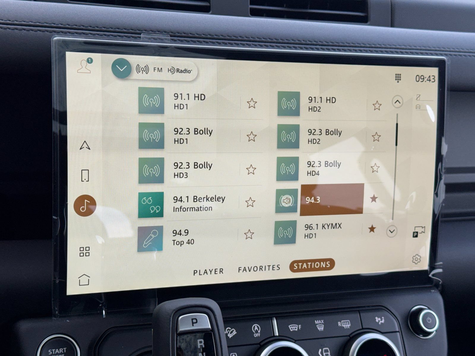 New 2026 Land Rover Defender 110 X-Dynamic SE AWD/4WD image 18