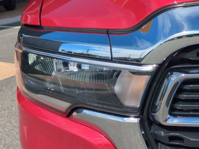 New 2027 RAM 1500 4x4 Crew Cab image 10
