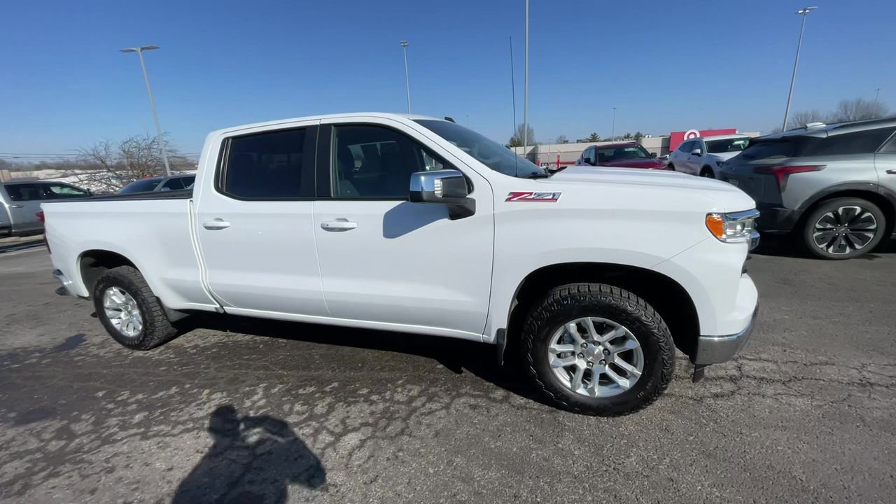 Certified 2024 Chevrolet Silverado 1500 LT AWD/4WD image 3