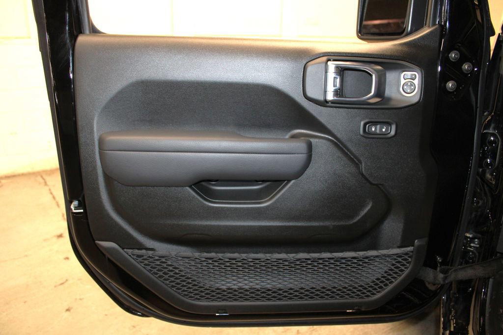 New 2026 Jeep Gladiator Sport image 23