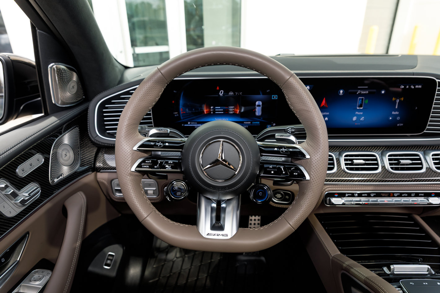 Used 2025 Mercedes-Benz GLS 63 AMG 4MATIC image 35