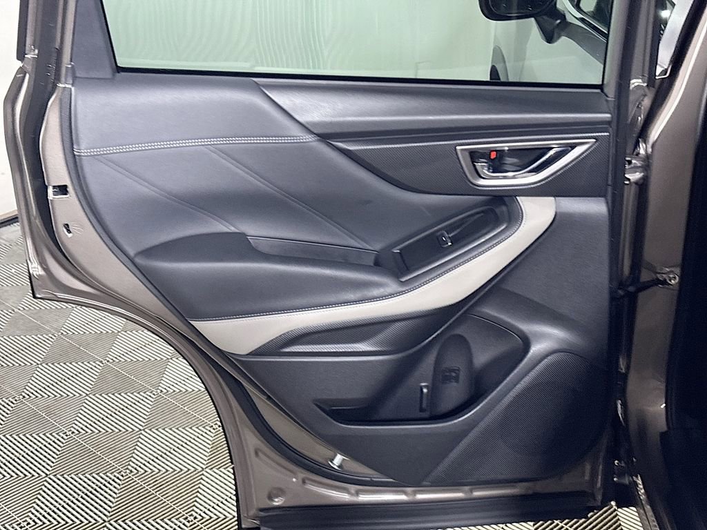 Used 2023 Subaru Forester Limited AWD/4WD image 20