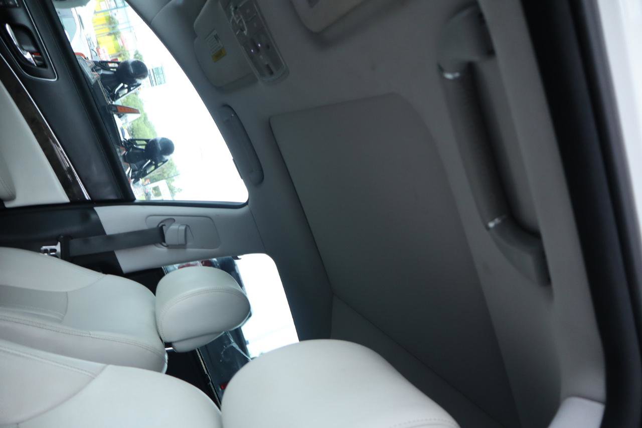 Used 2016 Kia K900 Luxury image 18