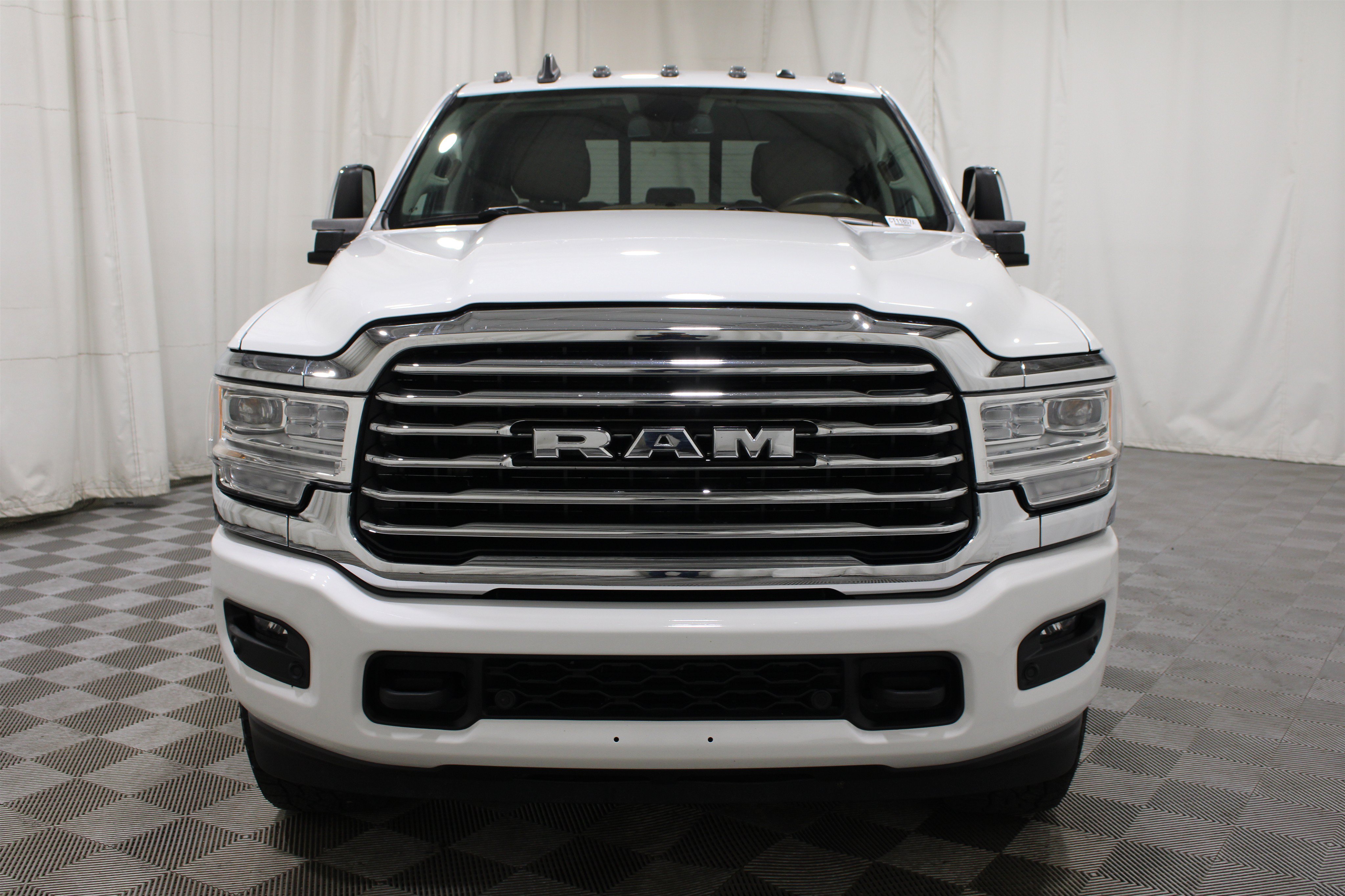 Used 2024 RAM 2500 Limited AWD/4WD image 37