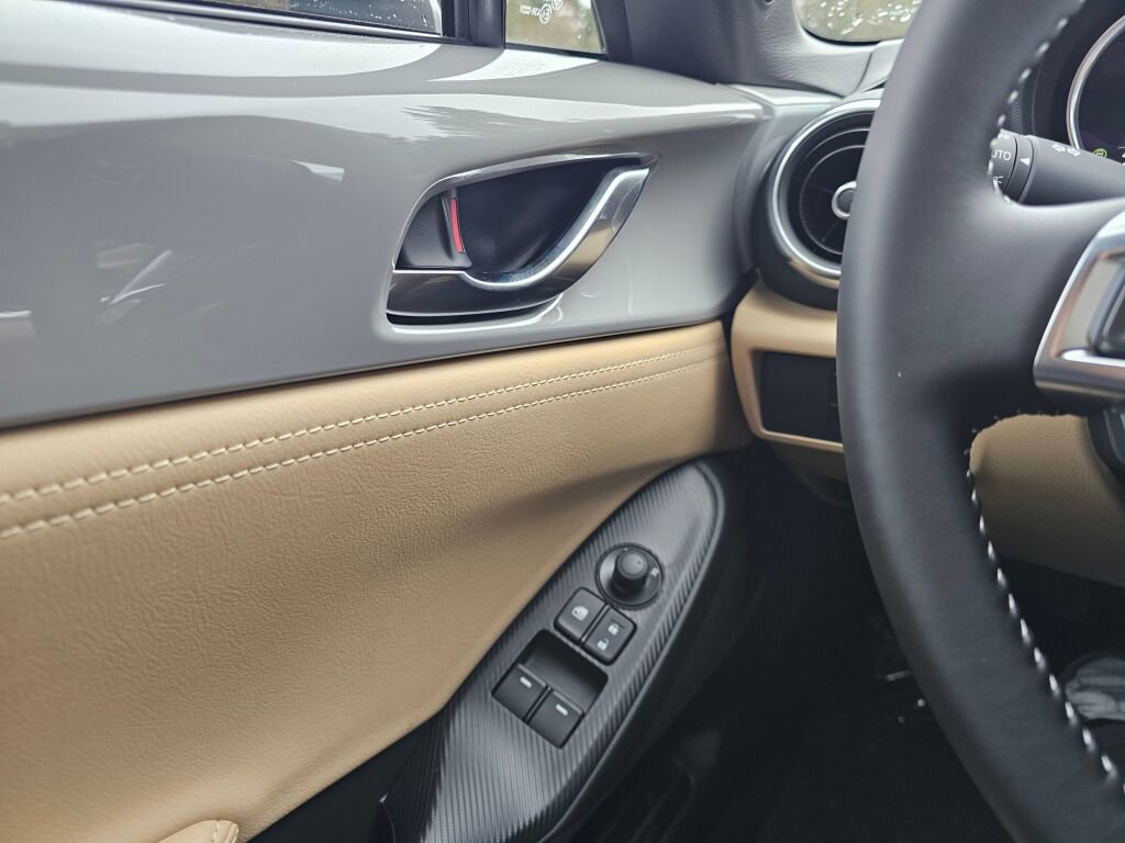 New 2025 MAZDA MX-5 Miata Grand Touring w/ Appearance Package image 19