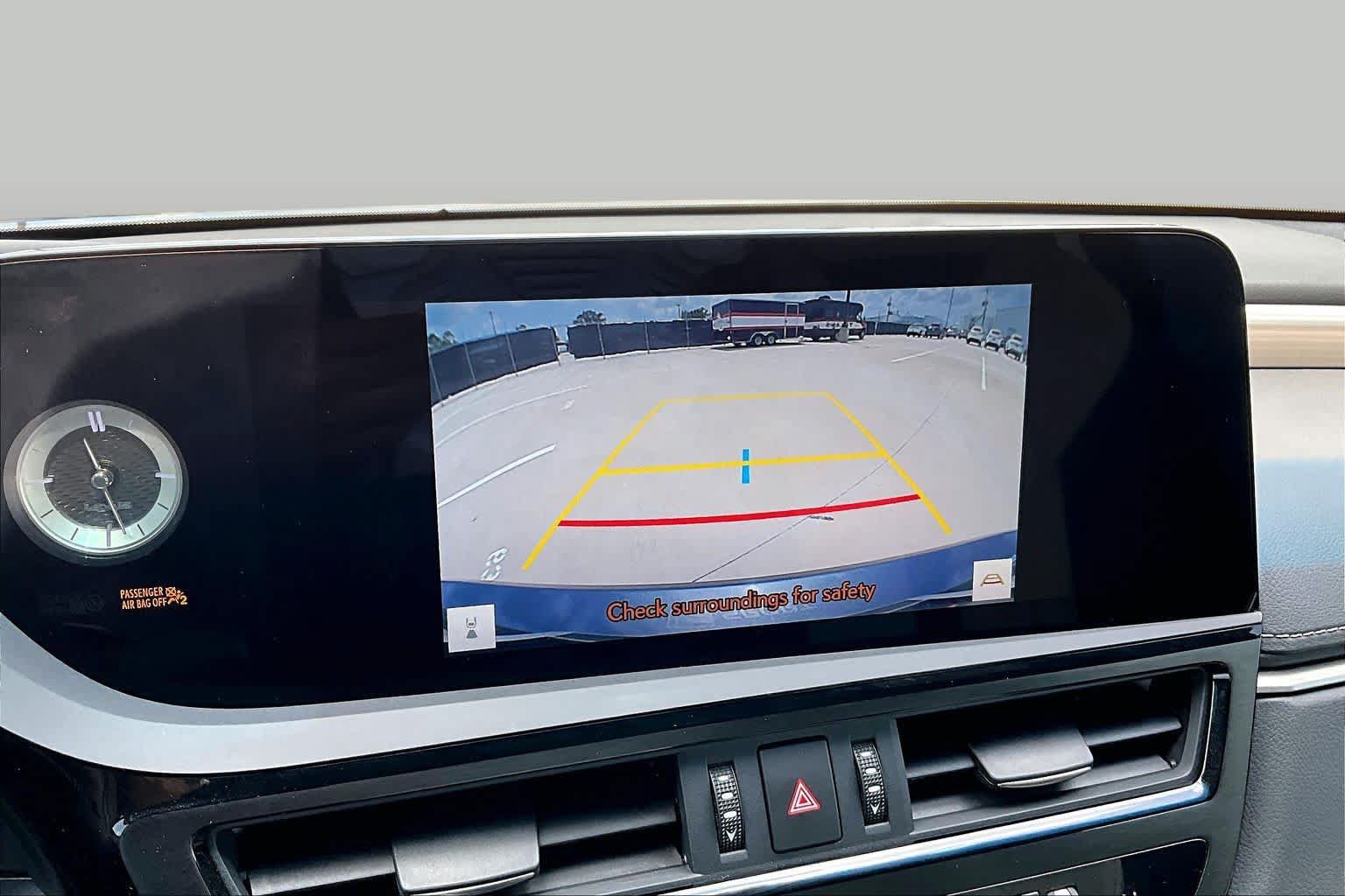 Used 2024 Lexus ES 350 F Sport w/ Accessory Package (Z2) FWD image 27