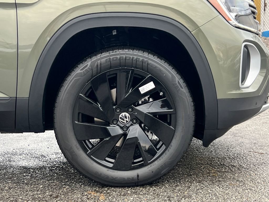 New 2026 Volkswagen Atlas SE image 7