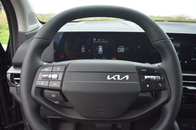 New 2026 Kia Sportage LX w/ LX Convenience Package FWD image 26