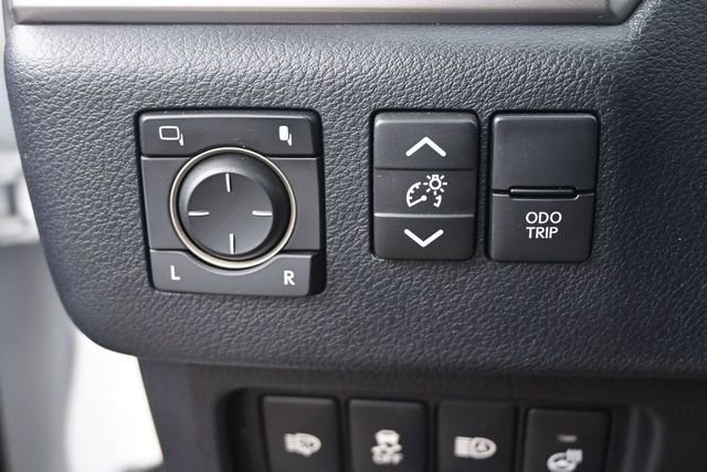 Certified 2023 Lexus GX 460 Premium w/ Premium Package AWD/4WD image 13