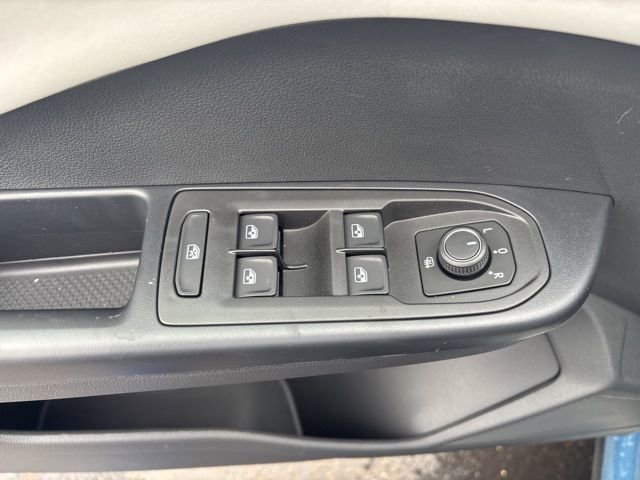 New 2026 Volkswagen Taos SE image 11