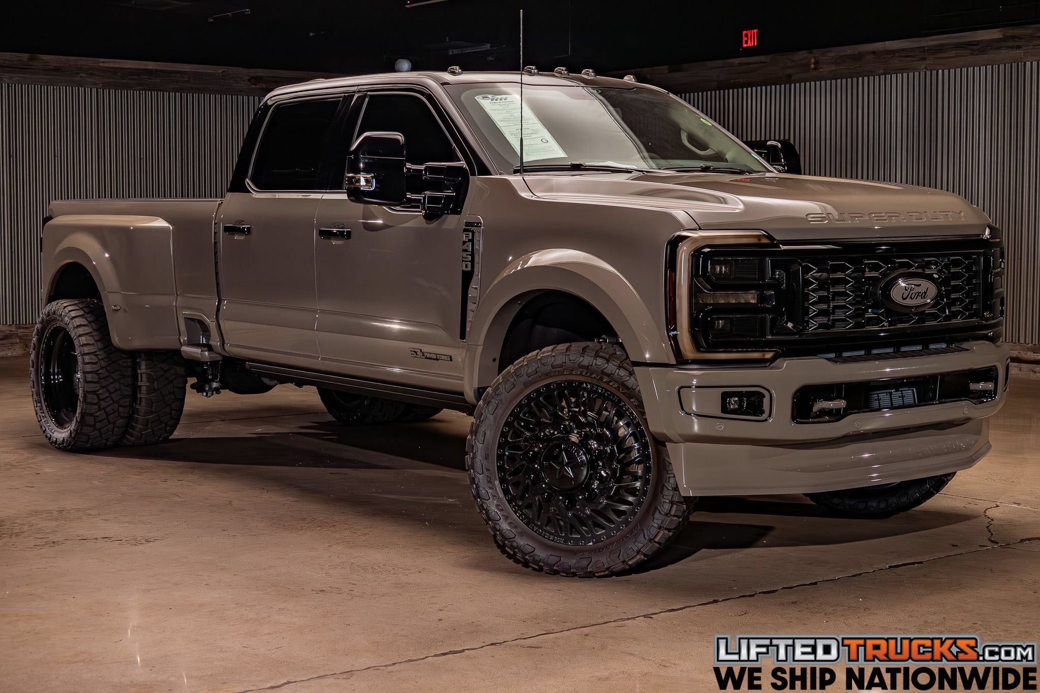 Used 2026 Ford F450 Platinum w/ Platinum Plus Package AWD/4WD image 1