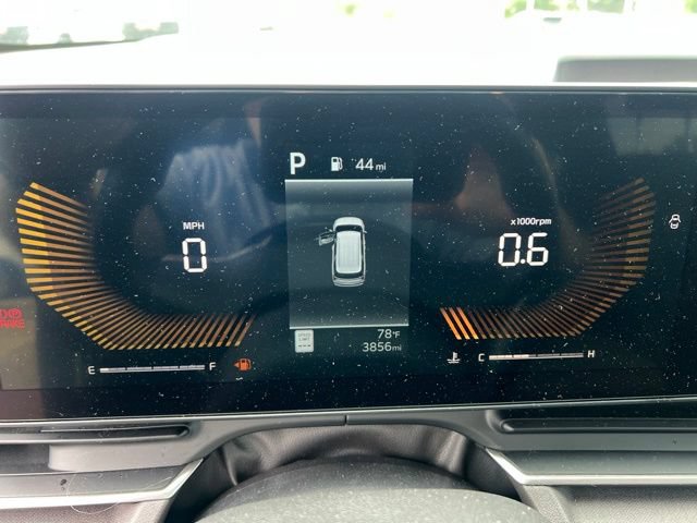Used 2026 Kia Carnival EX FWD image 18