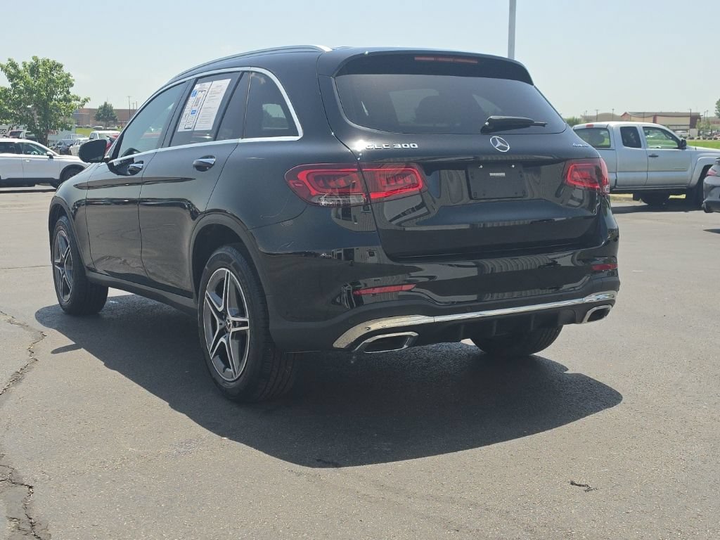 Used 2022 Mercedes-Benz GLC 300 4MATIC image 5