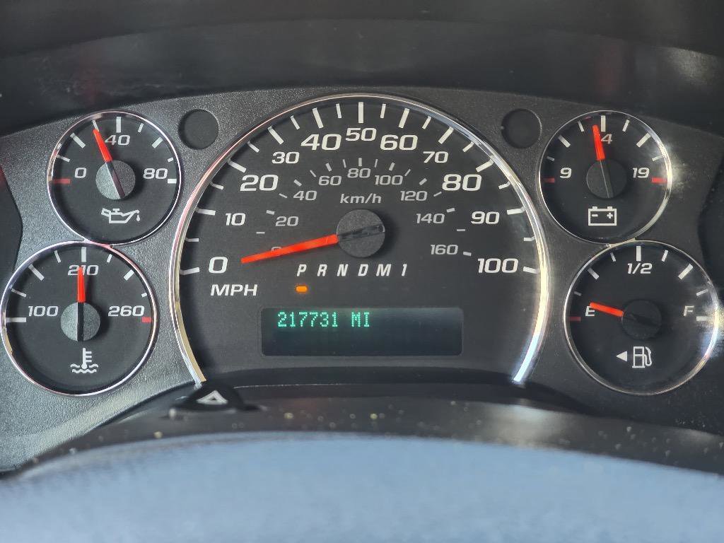 Used 2012 Chevrolet Express 2500 w/ Power Package image 26