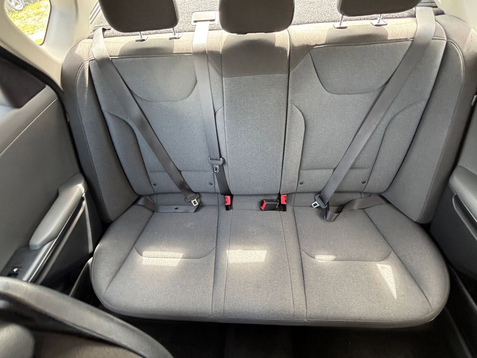 Used 2025 Kia K4 FWD image 40