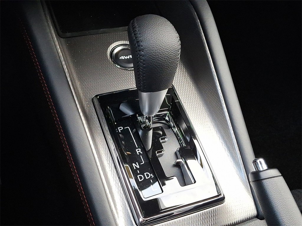 New 2025 Mitsubishi Outlander Sport SE image 7