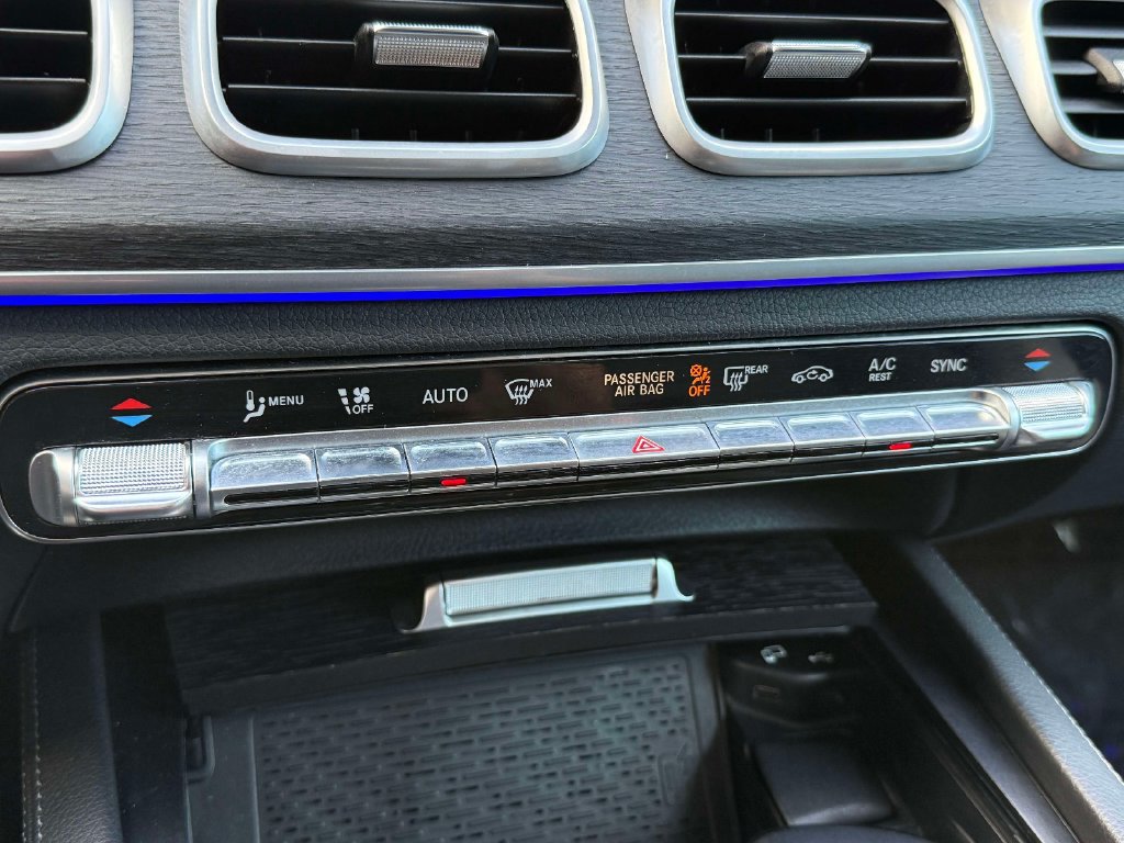 Used 2023 Mercedes-Benz GLS 580 4MATIC image 27