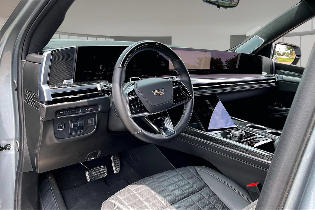 Certified 2025 Cadillac Escalade V AWD/4WD image 13