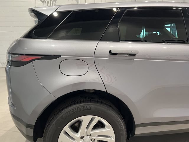 Used 2025 Land Rover Range Rover Evoque S AWD/4WD image 6