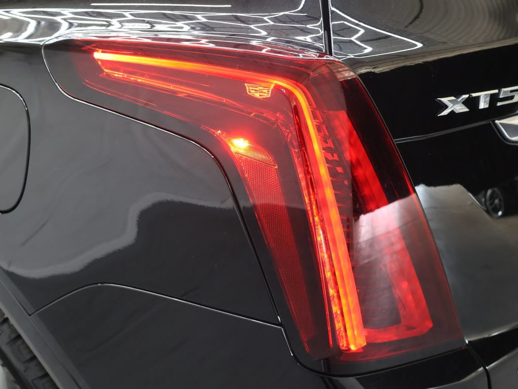 Used 2023 Cadillac XT5 Premium Luxury AWD/4WD image 31